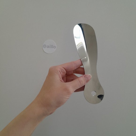 Velette Metal Shoe Horn - Picture 3 of 12